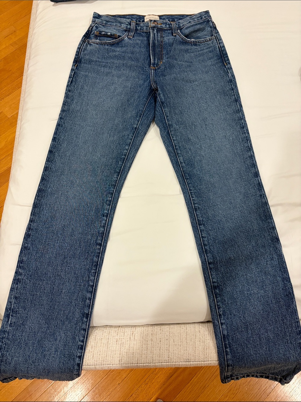 Women’s favorite daughter Mikaela low slung straight jeans